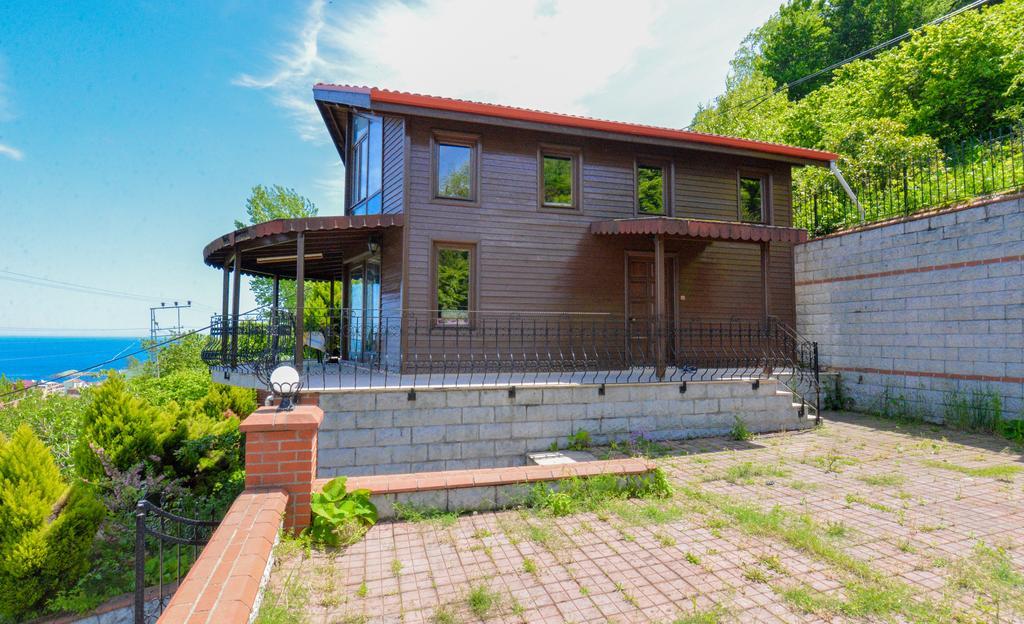 Villa Dilek 2 *